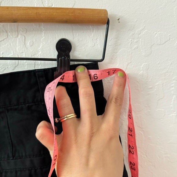 Double Zero Black Pleated Shorts Button Zip Closure Size Large - Picture 7 of 7